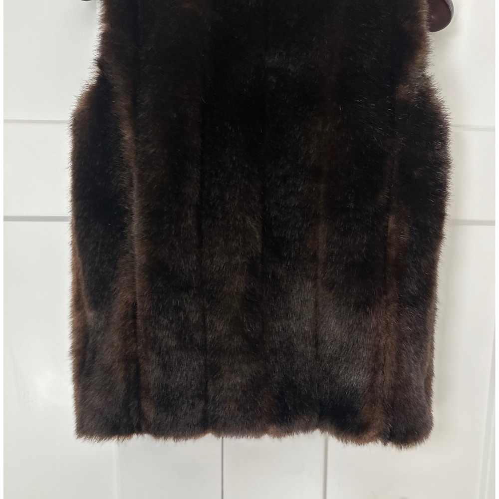 Donna Salyers Fabulous Furs Brown Faux Fur Vest XS Mahogany Sleeveless Jacket - Picture 4 of 7